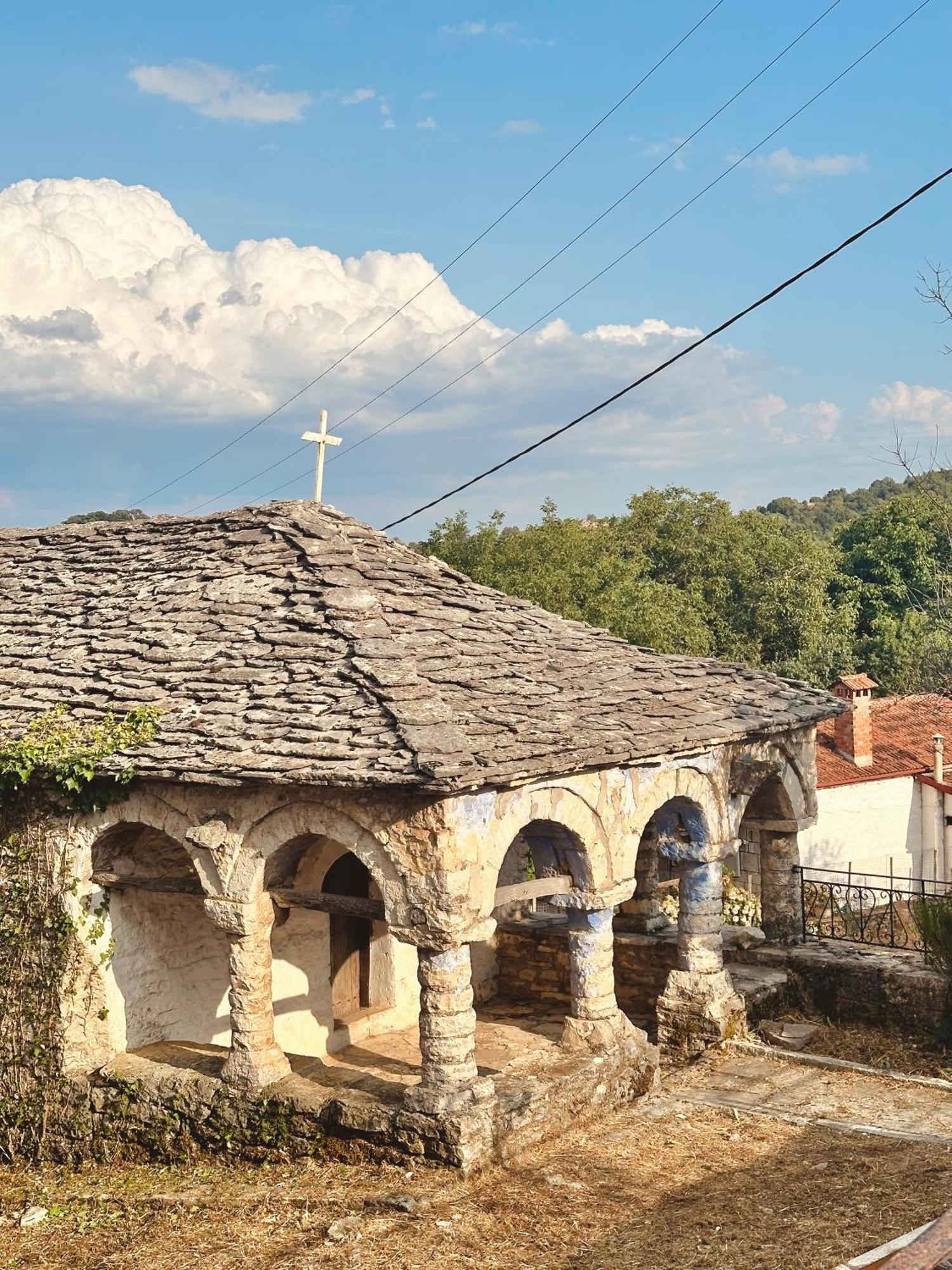 Areti Guesthouse Víssani エクステリア 写真